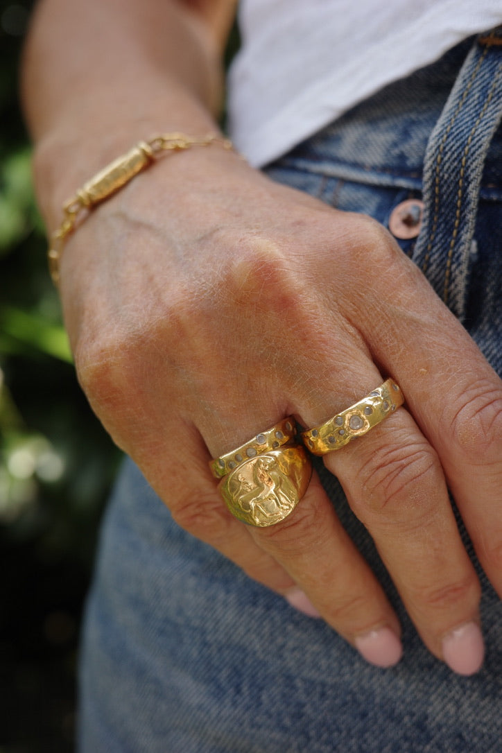 CHUNKY GEMSTONE STUDDED BAND - 18K GOLD VERMEIL