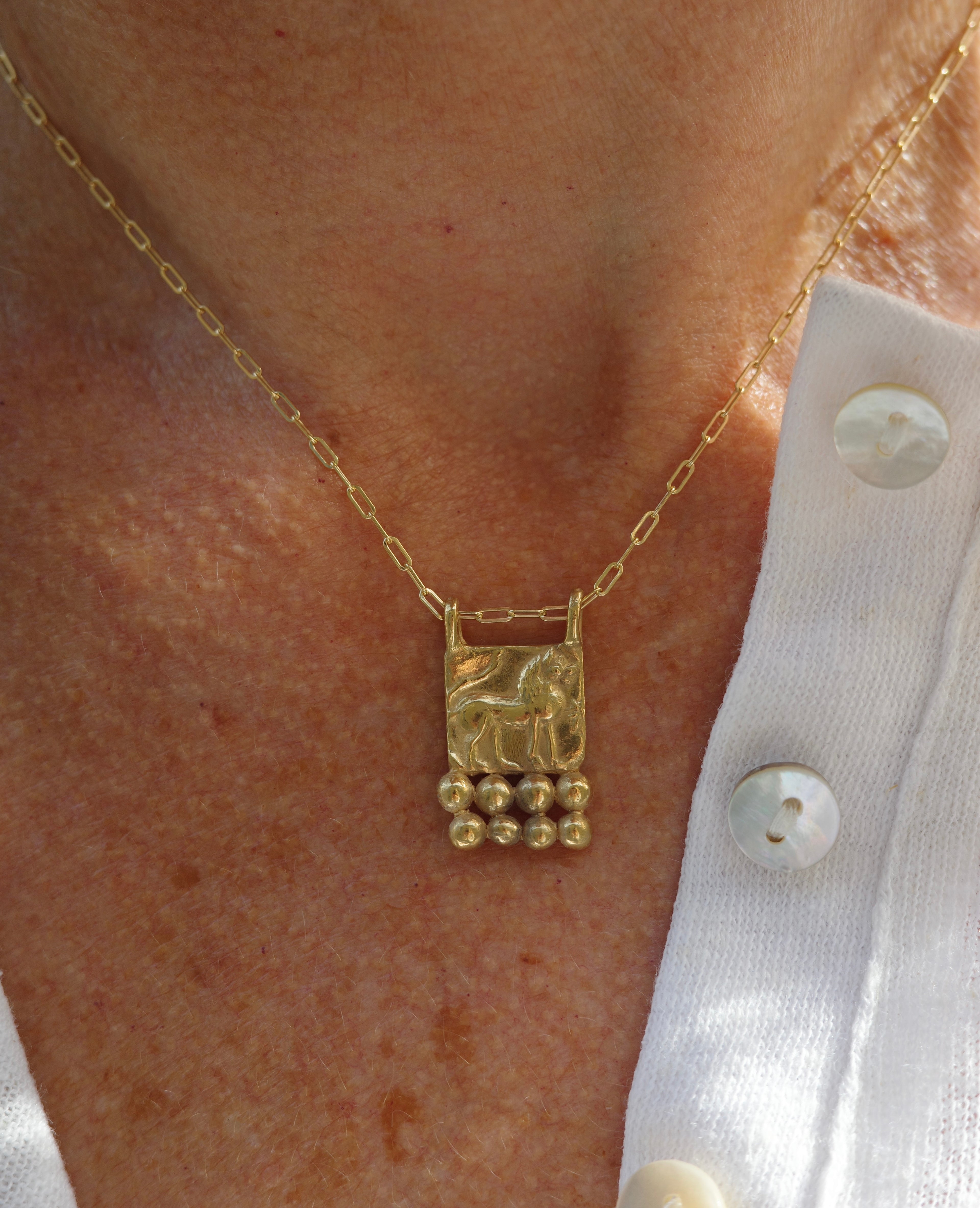 LION DROP PENDANT - 18K GOLD VERMEIL